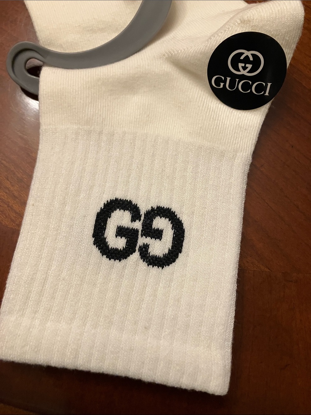 GUCCI. Women’s Perfume & Men’s Socks. A gift for each of you!!! Both are NWT!!! - Picture 9 of 12
